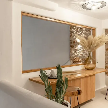 Naxian Conte Apartmán